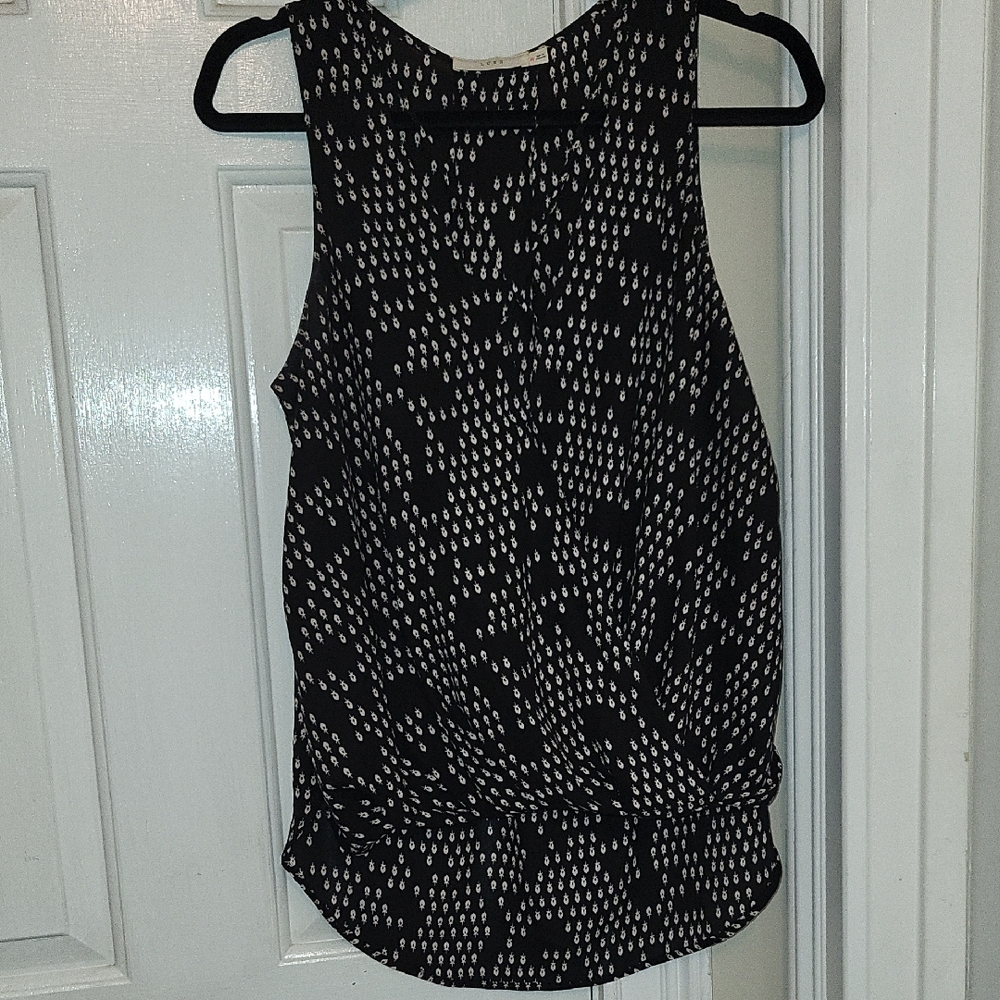 Lush Black and White Patterned Blouse